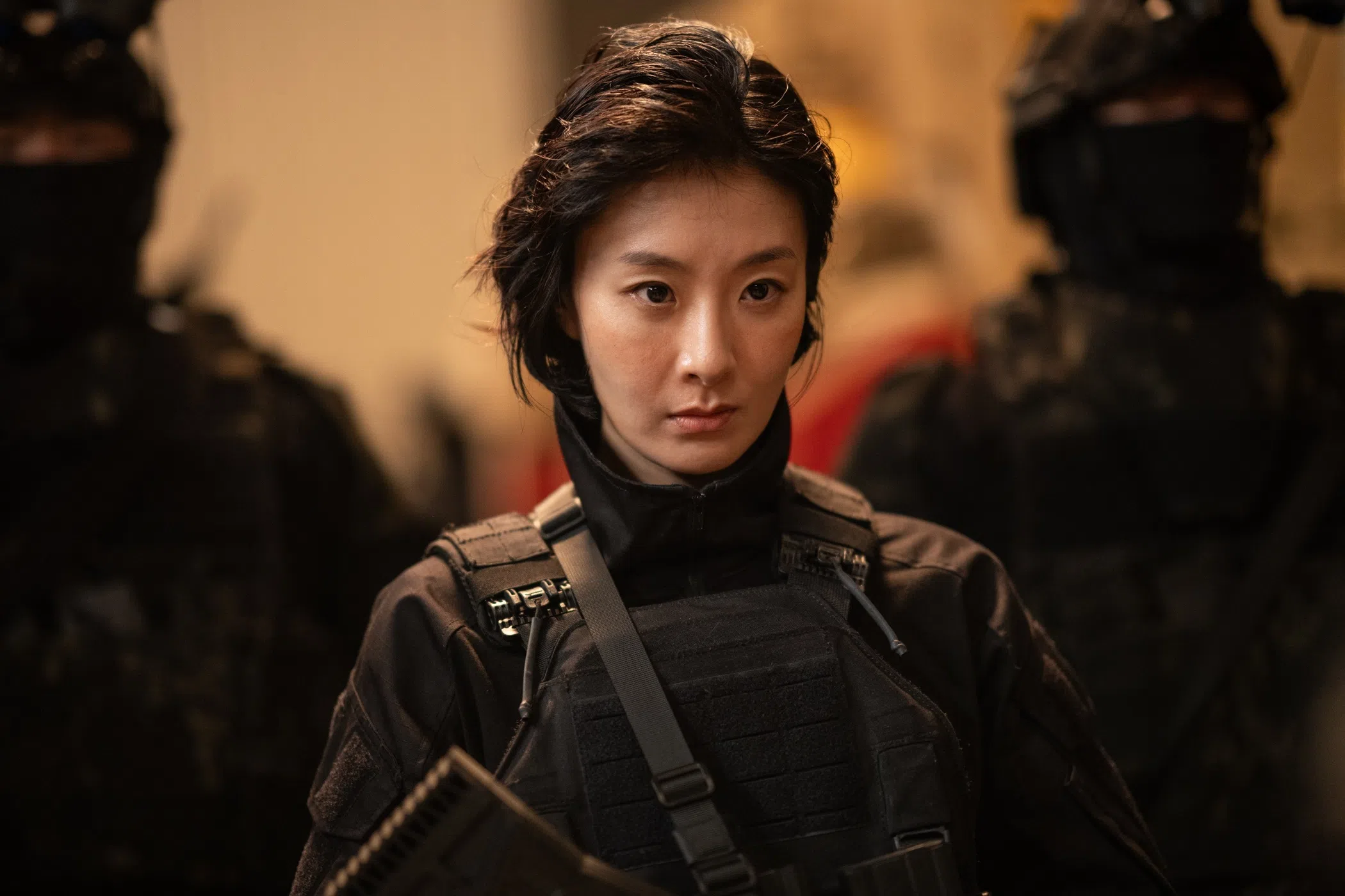 玄理在剧中饰演“巴比伦”的雇佣兵团团长杀手Q。（Disney+提供）