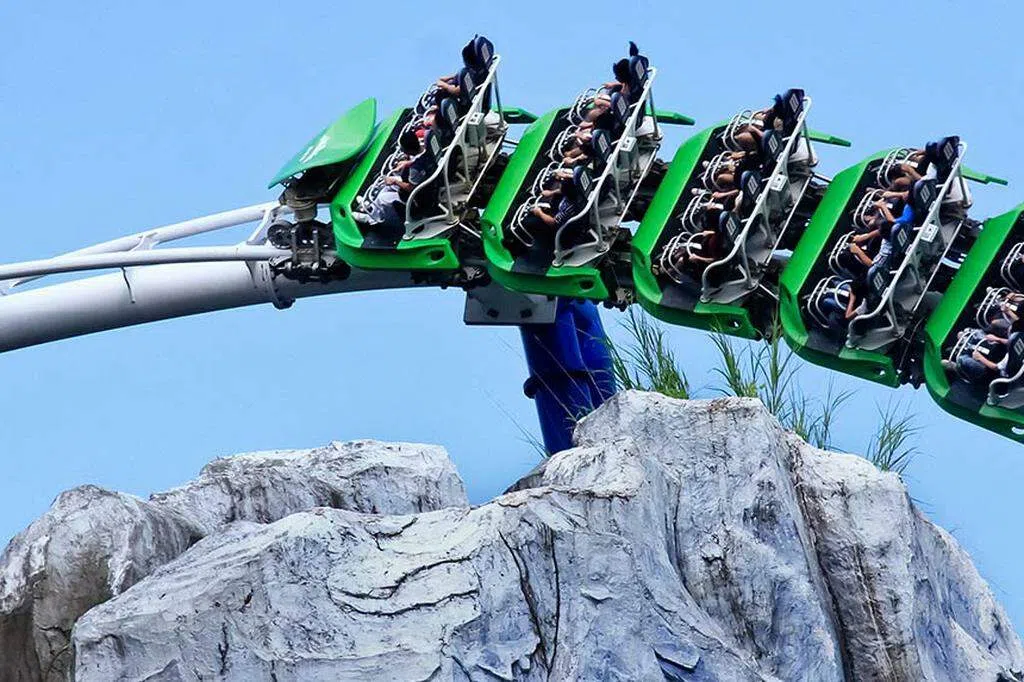 下午察：欢乐谷安全事故背后 地产危机蔓延之忧