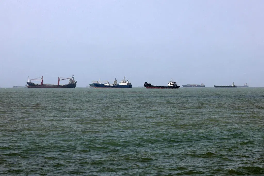 英国海事机构：油轮在霍尔木兹海峡遭无人机袭击