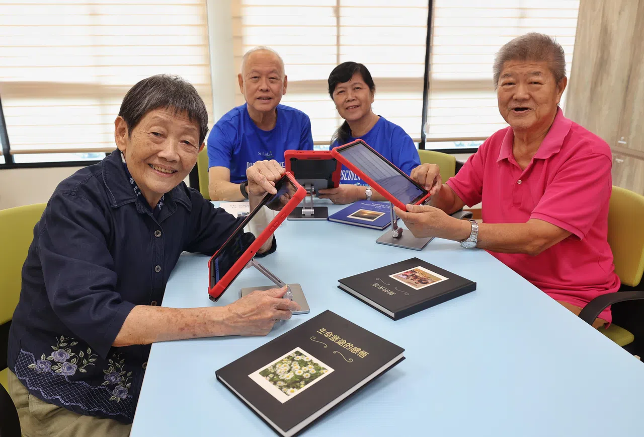 圣路加乐龄关怀的北岸活跃乐龄护理中心让老人使用回忆路，取得不错效果。（档案照）