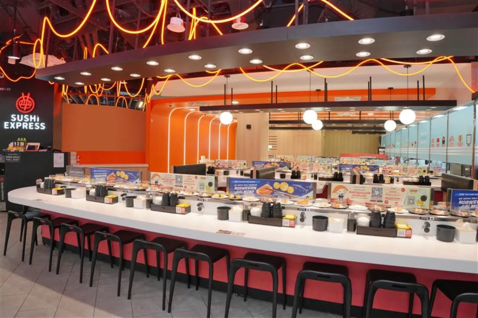 Sushi Express进驻新加坡14年，明年将迎来15周年纪念。（Sushi Express提供）