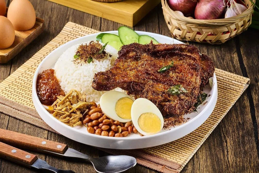 Taste Ipoh的香料咖喱鸡饭料多味美，特别满足。（餐馆提供）