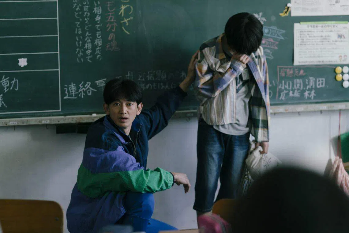 孩子们的天真，老师对于真相的执着，母亲的包容理解，让《怪物》这部电影变得温暖了起来。（剧照由嘉华提供）