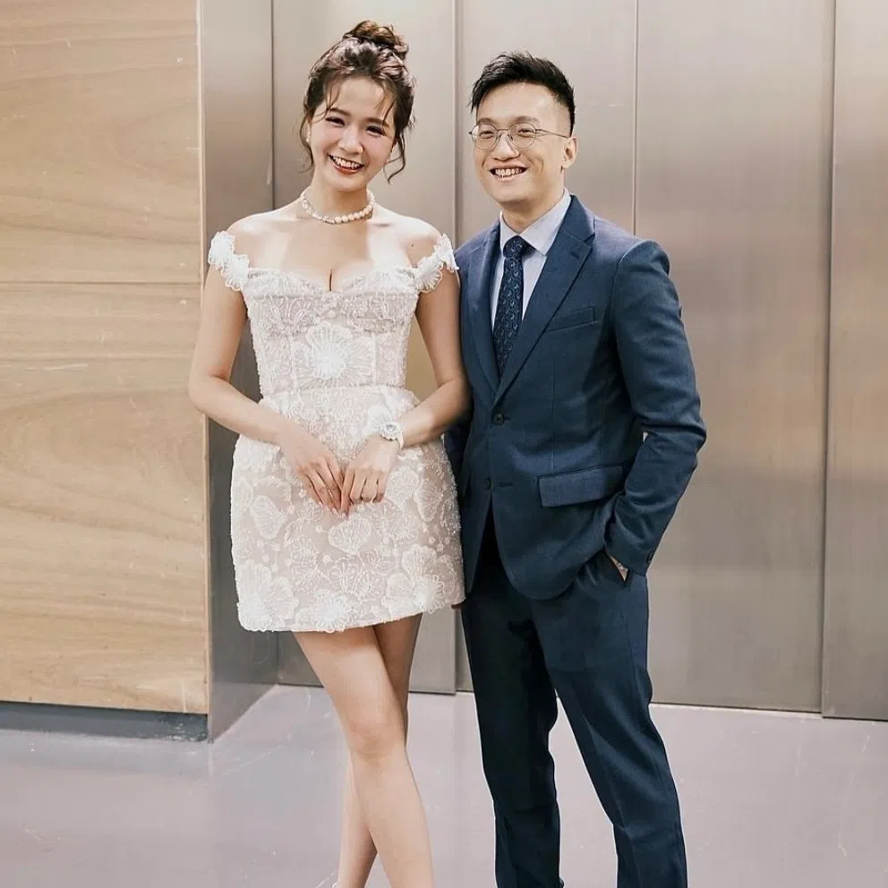 梁敏巧认为，现阶段跟刘启进之间进一步发展的最大“障碍”，是两人的作息时间不同。（取自艺人IG）