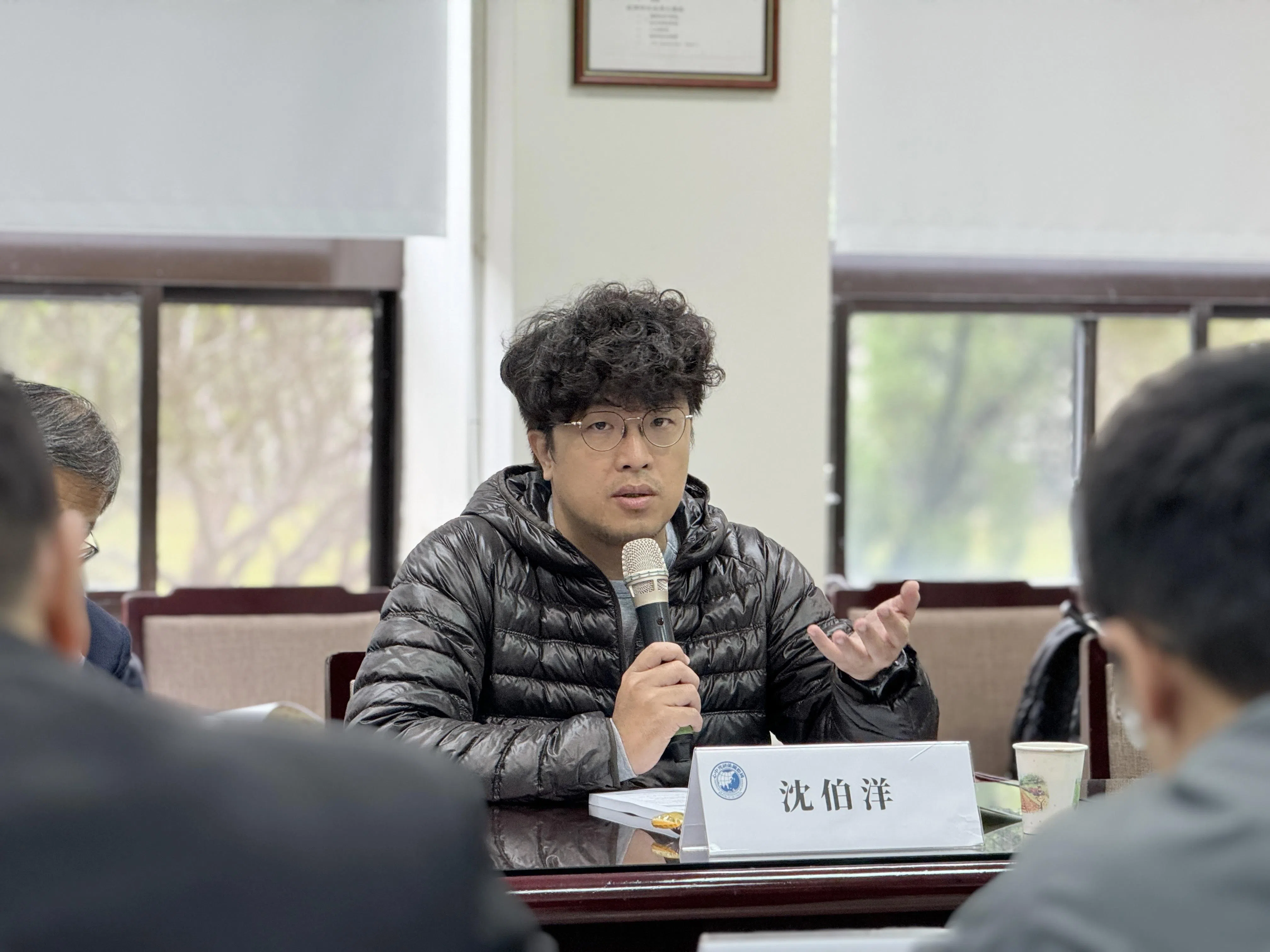 专研中共对台认知作战与渗透的台湾学者沈伯洋12月1日指出，台湾确实应该防范立委被中国大陆统战渗透，但许多立委从地方议员出身，因此应从地方就做起。（缪宗翰摄）