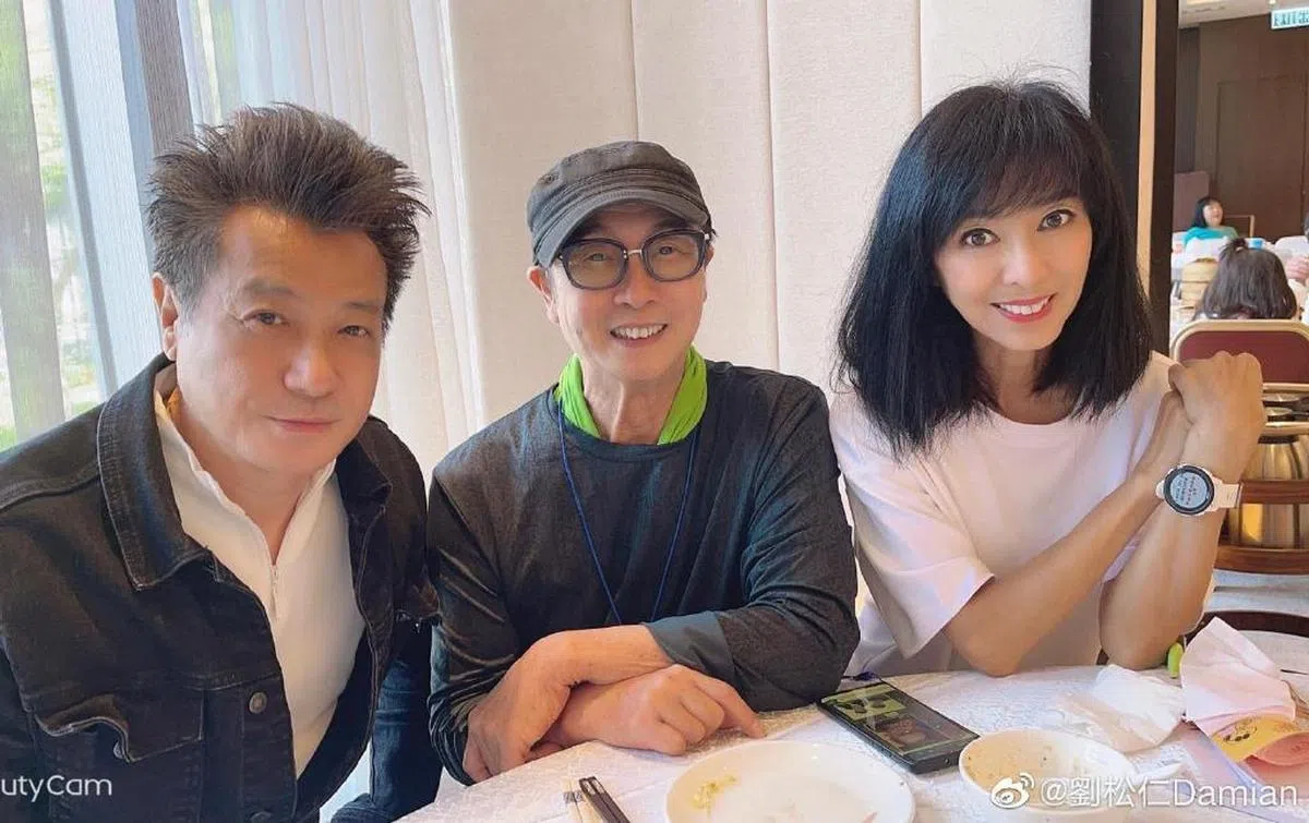 刘松仁（中）近年淡出演艺圈，但石修（左）和米雪（右）仍不时有演艺作品。（互联网）