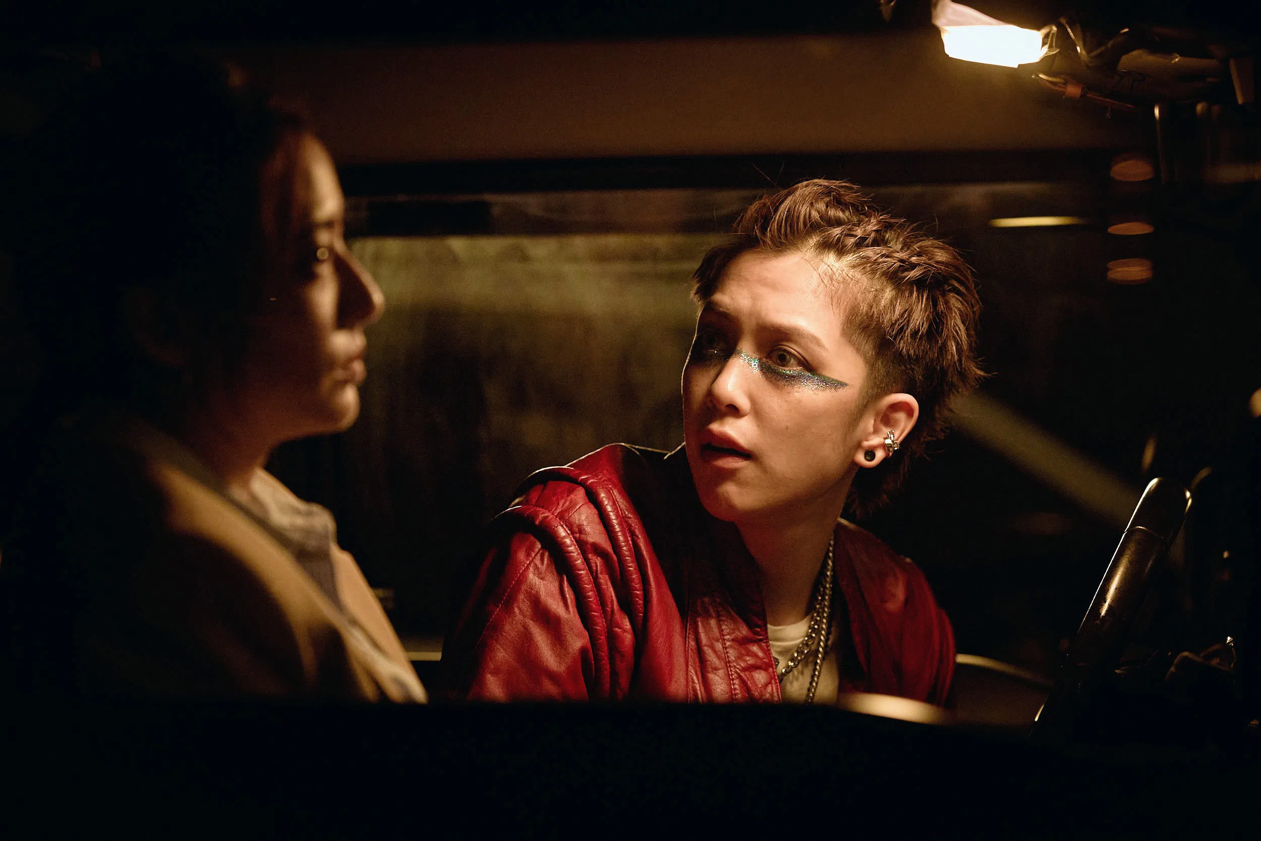 刘奕儿（右）凭《女儿的女儿》入围第61届金马奖最佳女配角。（新加坡华语电影节提供）