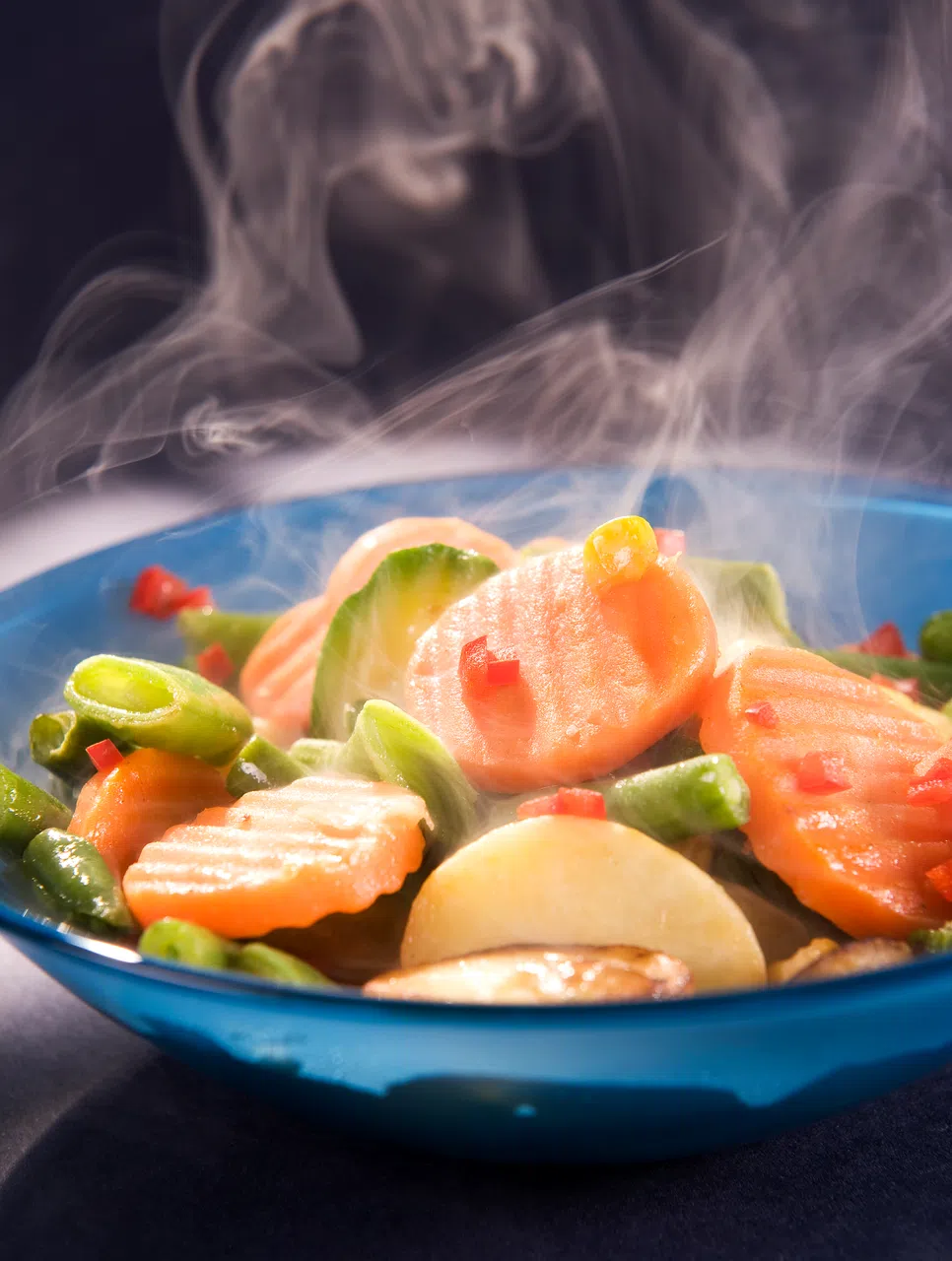 食物煮熟后应尽快进食，降低吃进细菌的风险。（iStock图片）