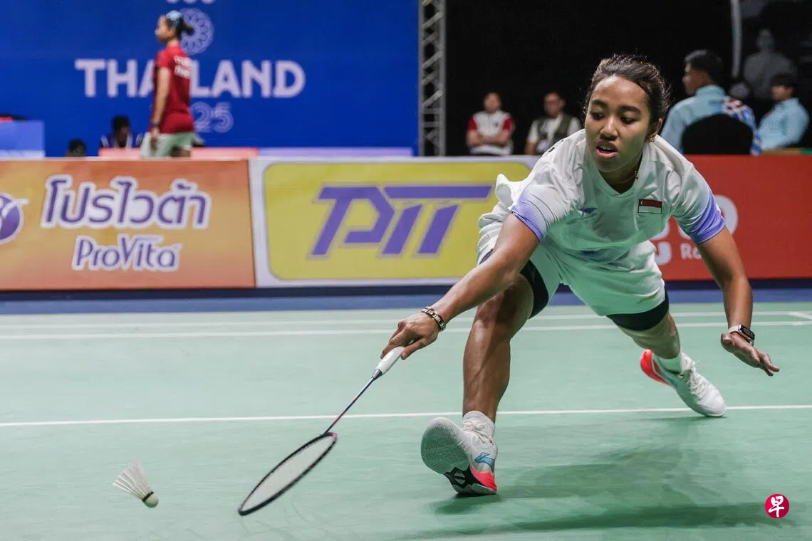 我国女将努尔因斯利亚以第一单打身份亮相女团半决赛。 （白艳琳摄）