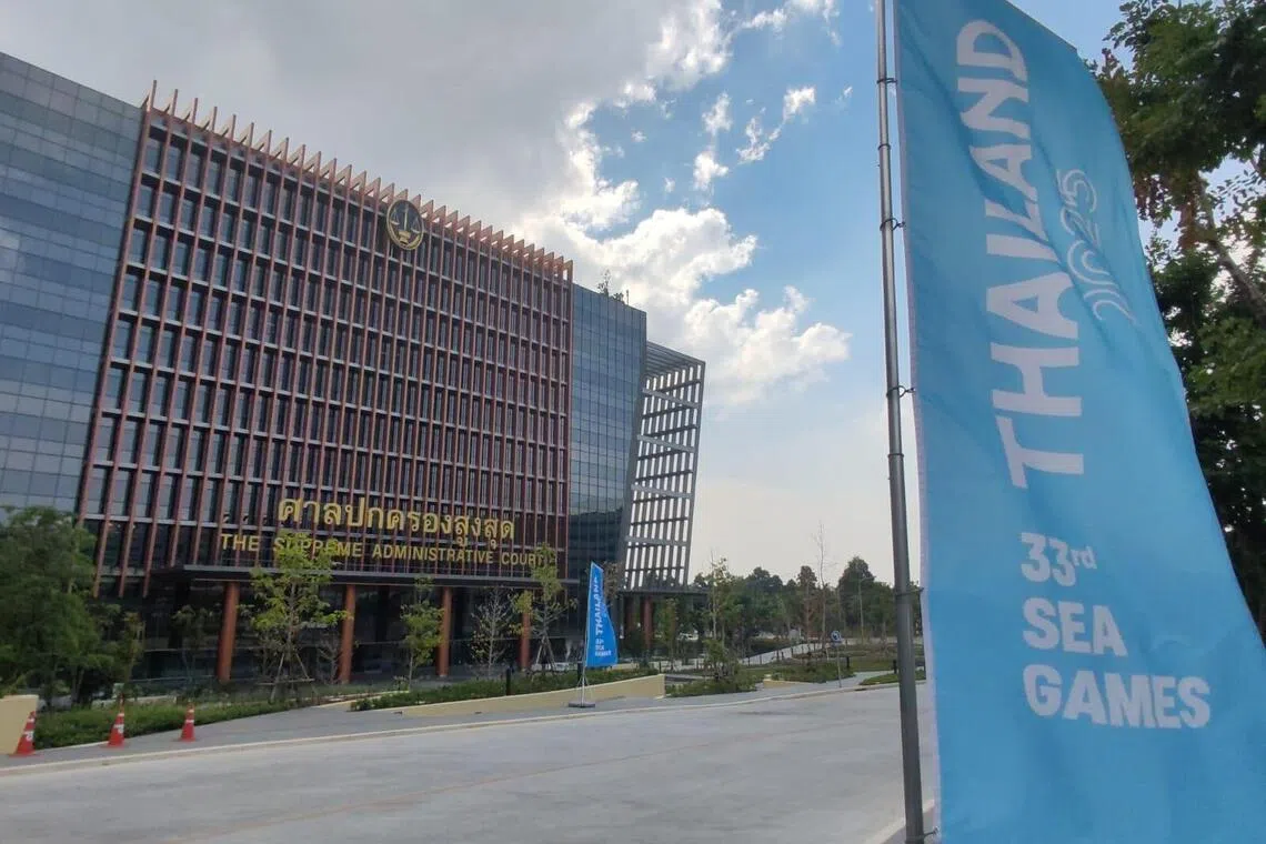 武术场馆旁边就是泰国最高行政法院。（陈明耀摄）