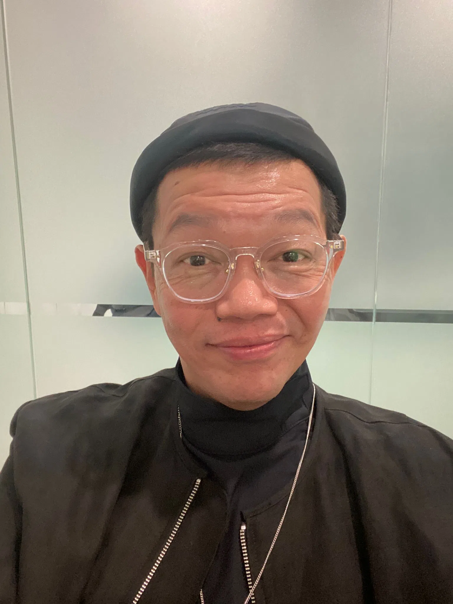 陈彼得如果碰到不干净的东西，会开口怒骂“对方”。（受访者提供）