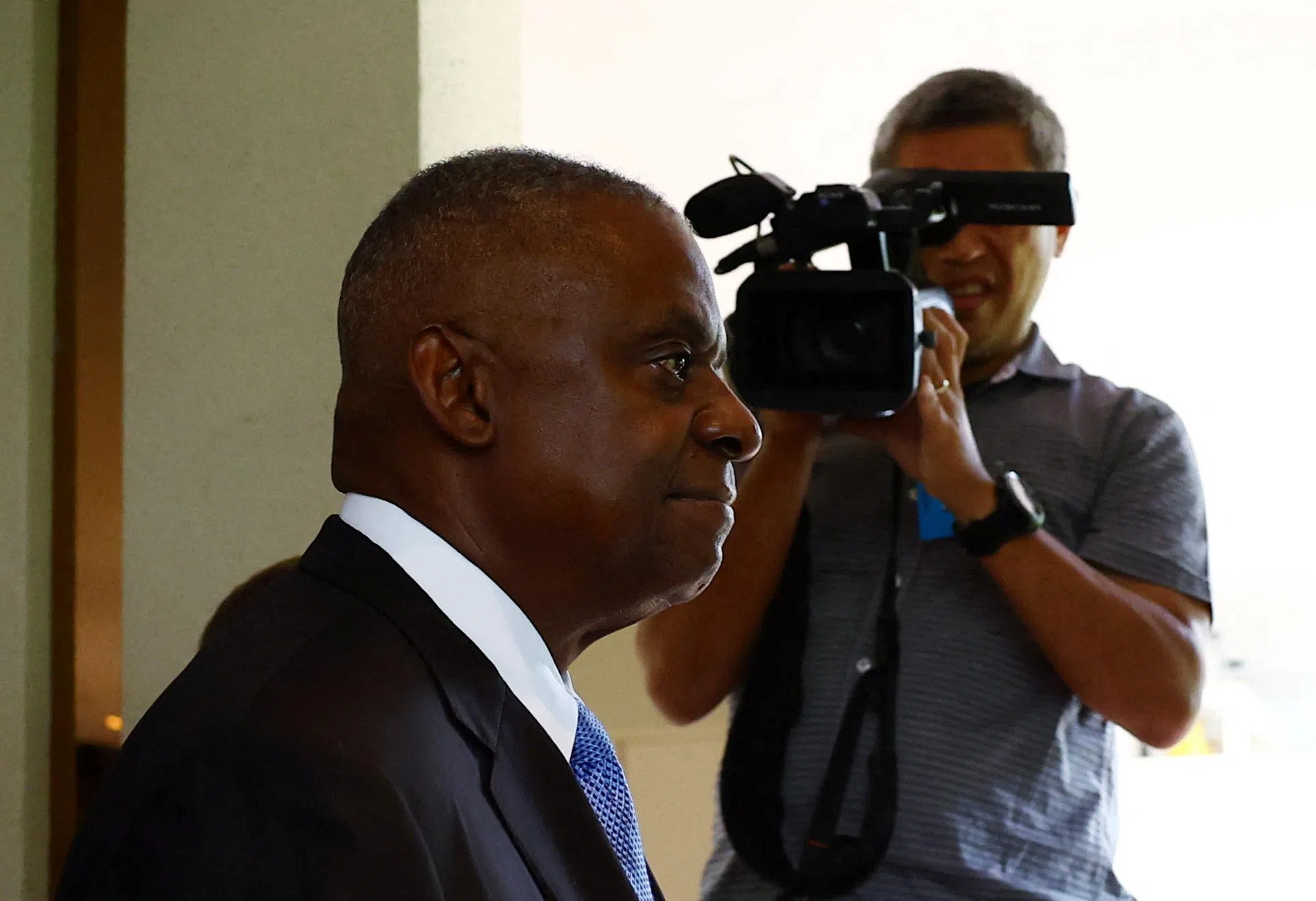 美国国防部长奥斯汀12时45分左右抵达会场。（路透社）