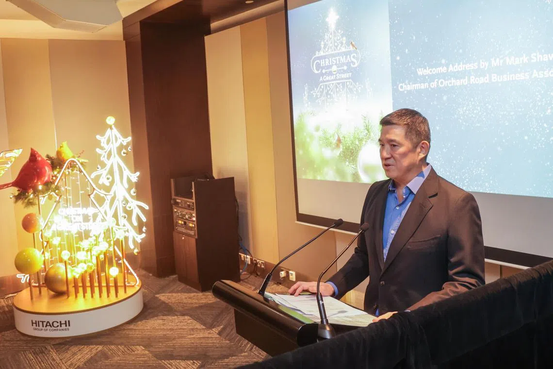 乌节路商联会主席邵在忠星期三（10月23日）在记者会上说，去年乌节圣诞大街欢共吸引约410万本地及海外的访客，预计今年也将有400万至500万访客。（蔡家增摄）