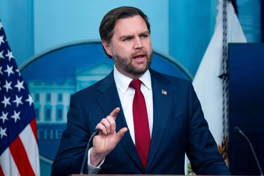 万斯警告欧洲：应认真对待特朗普涉格陵兰岛言论