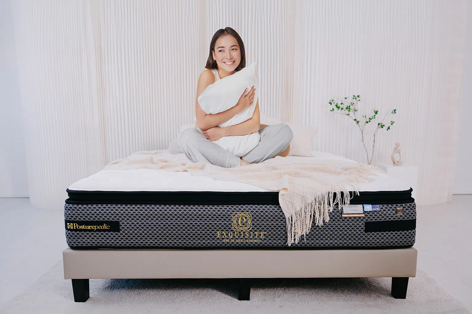 脊柱专家认为，床褥质量差或睡眠问题可导致颈部和背部疼痛。因此选择具有良好支撑和先进技术的床褥十分重要。（图/Sealy提供）