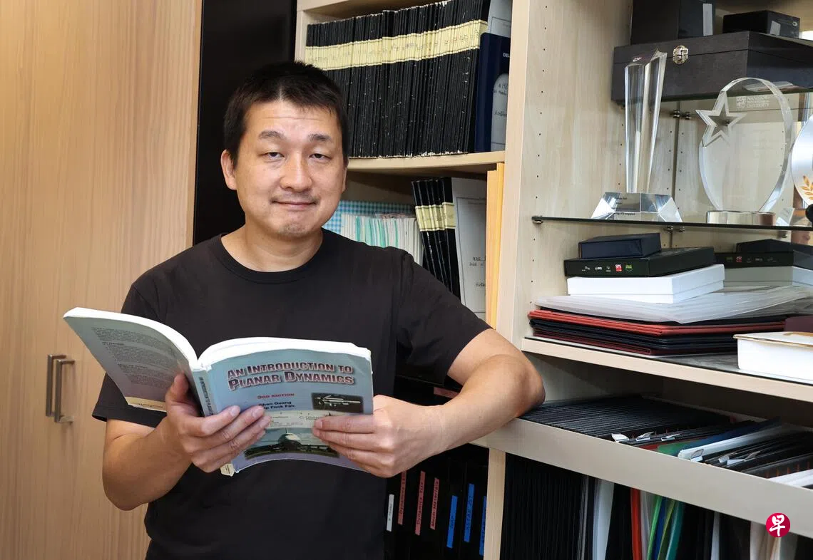 早人物：南大科学家佐藤裕崇——他帮蟑螂背上晶片 只为废墟一线生机
