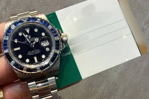 涉以假名表换9万元劳力士名表 意大利男子被捕