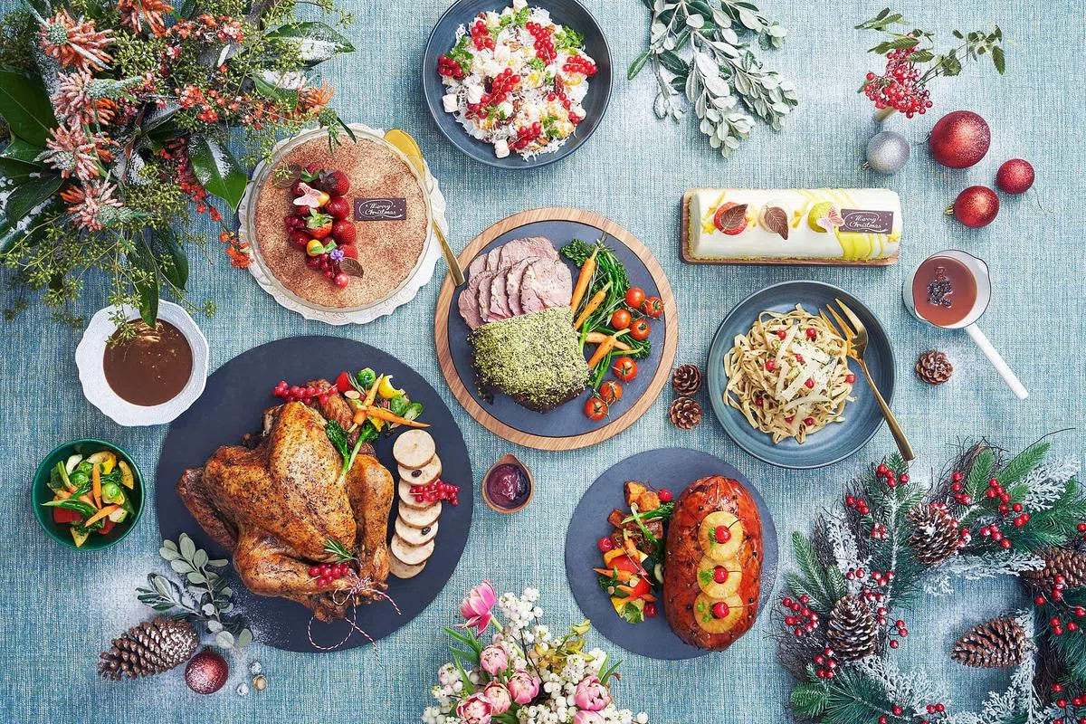 滨海湾宾乐雅臻选酒店的招牌栗子馅烤火鸡。（酒店提供）