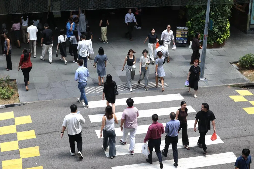 本地总体职位空缺减少 但入门岗位供应平稳