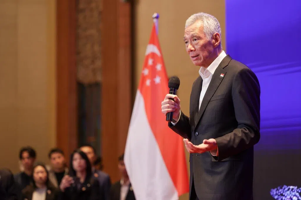 李显龙资政明起访问中国广西上海五天