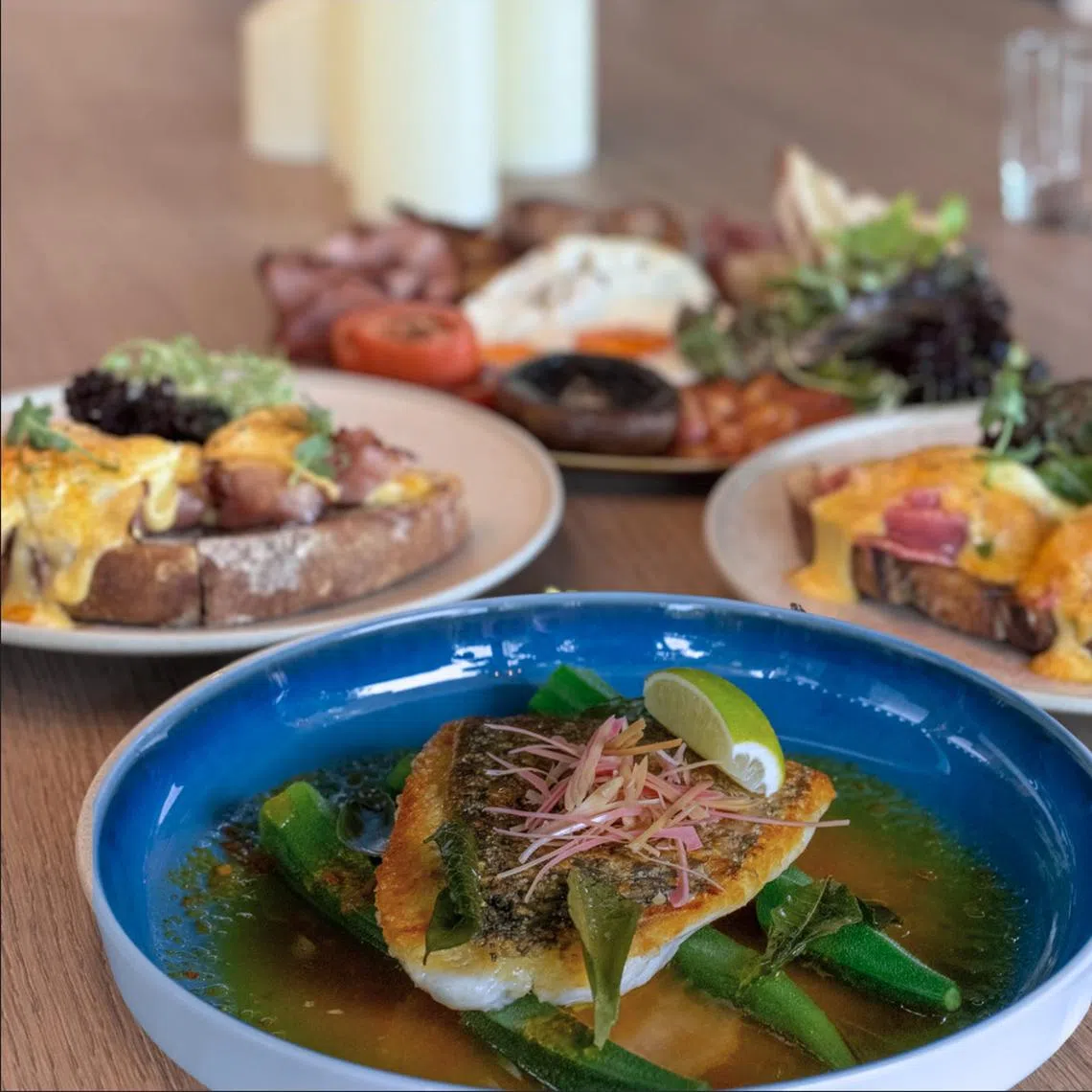 罗望子鲈鱼风味十足的酱汁以罗望子、姜花和青柠等特调而成。（咖啡馆提供）