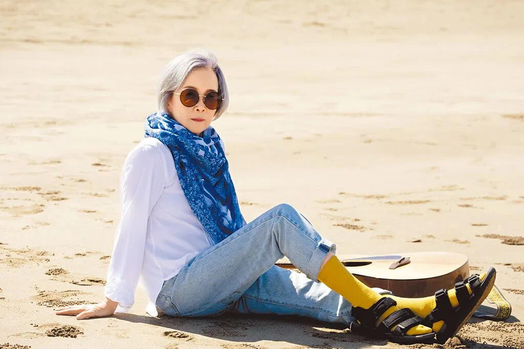 熊美玲将《哭砂》改为台语版《秋离》。（互联网）