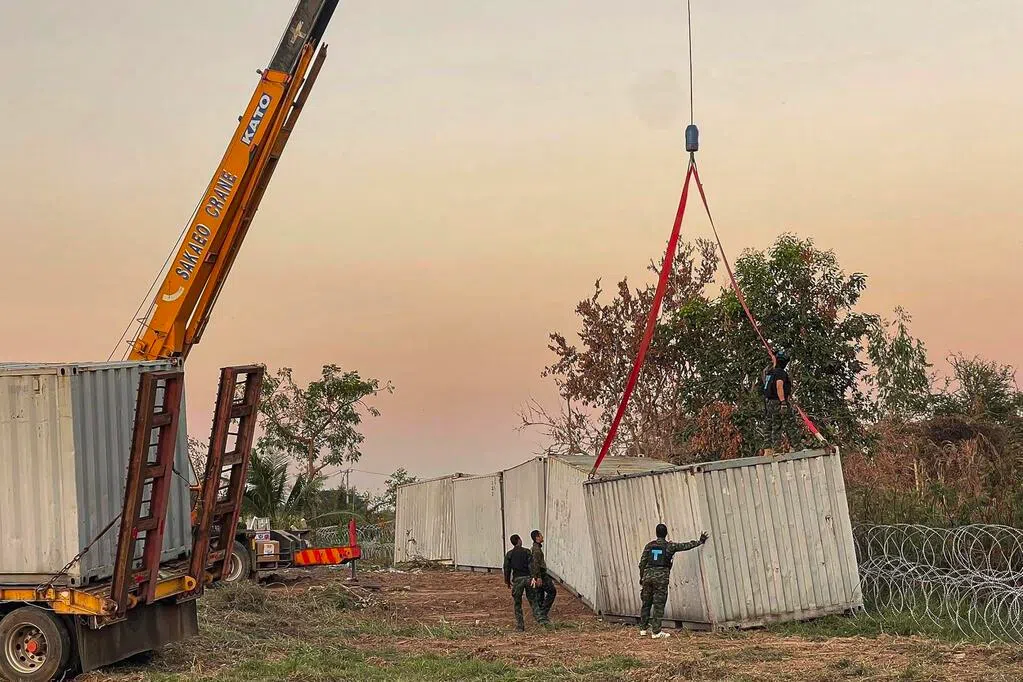 停火已六天 泰柬没再对峙 柬逾16万人回家