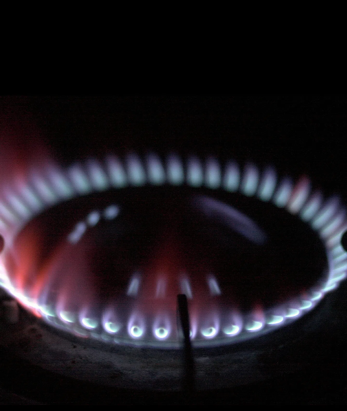 轻微烧伤，也称为一级烧伤，影响皮肤外层，其特征是轻微疼痛的灼烧感、发红和肿胀。（档案照）