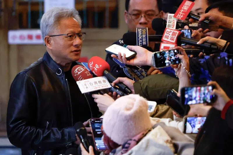 黄仁勋促台湾供应商提高产量 称台积电可能会增加产能超过100%