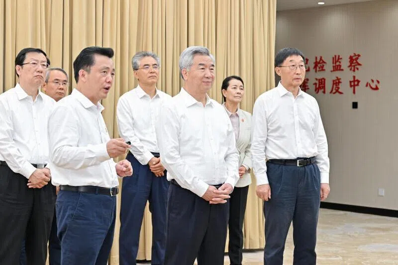 李希：坚定不移强化制度治权依规用权