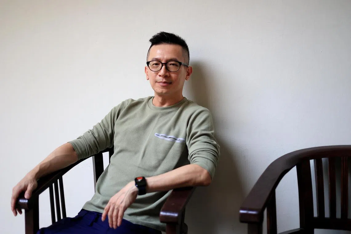 张子健今年负责策划《偶起源故事》，用偶剧重现剧团回忆和建筑本身的故事。（龙国雄摄）