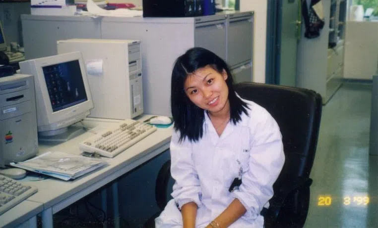 小寒曾经在研究室里做各种实验。（受访者提供）