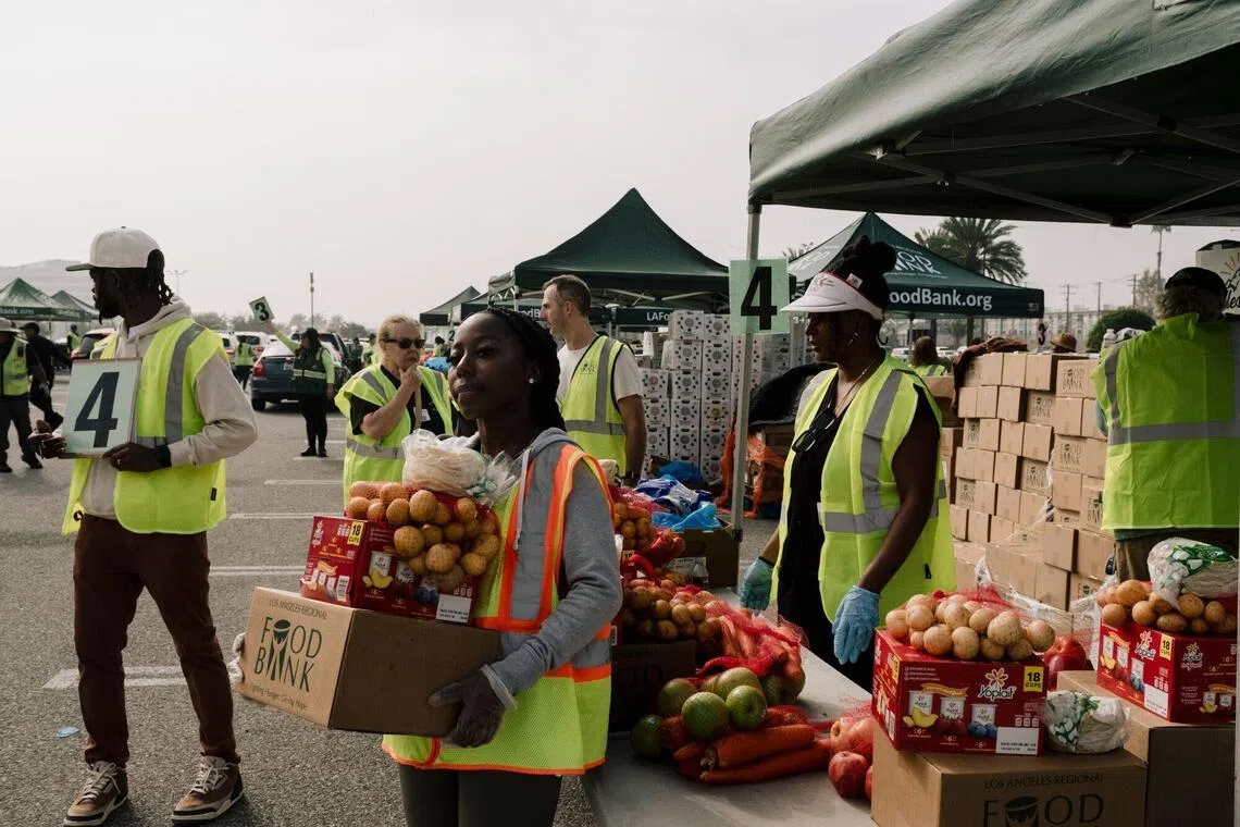 政府停摆进入第二个月约4200万美国人或三餐不继| 联合早报