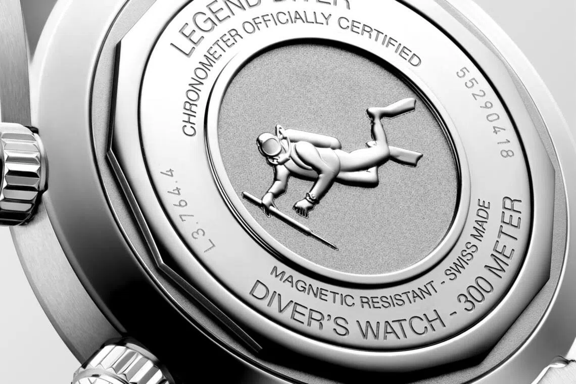 Legend Diver 39毫米精钢表壳，具备300米防水性能，符合ISO 6425潜水表标准。（浪琴表提供）