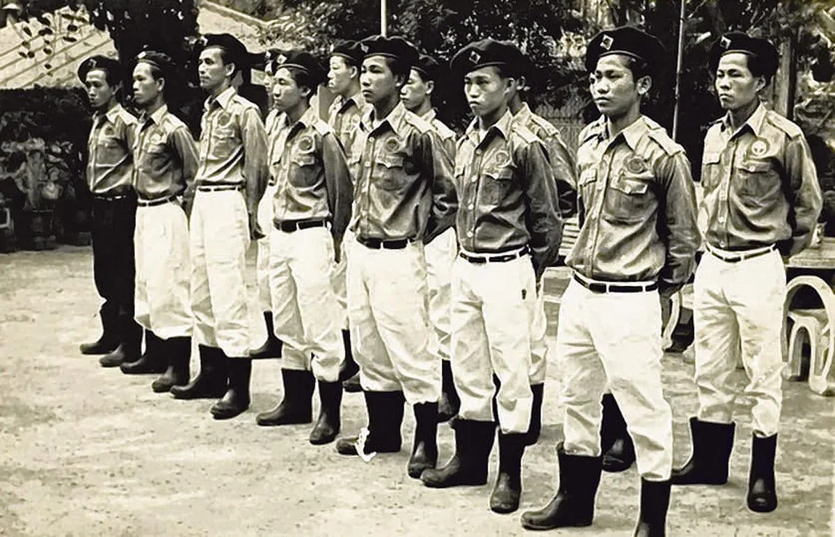 村民互助社成立消防队。