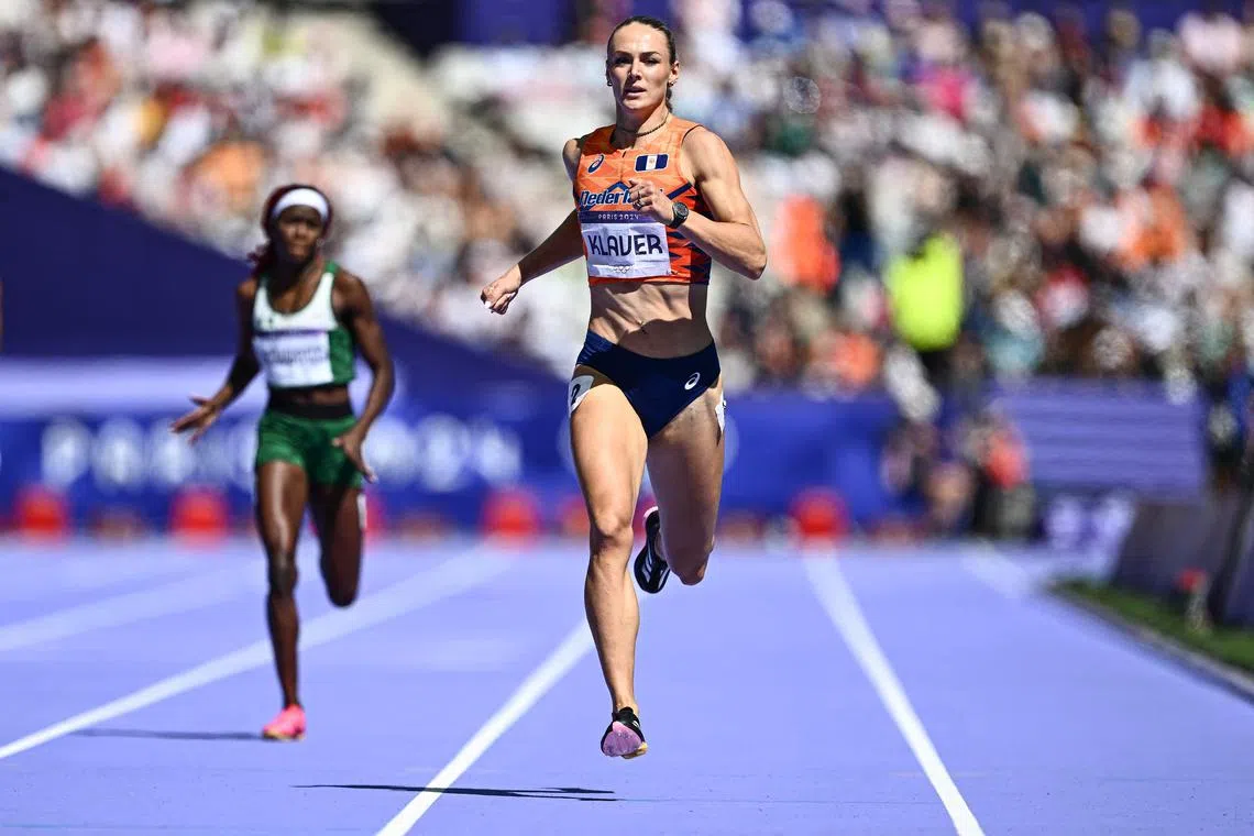 莉克结实的腹肌和出色的体态展现出力量之美。（法新社）