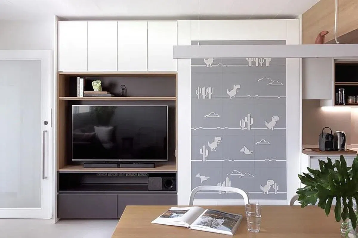 乐高恐龙拉门背后，“隐藏”了电视机。（Anomaly提供图片）