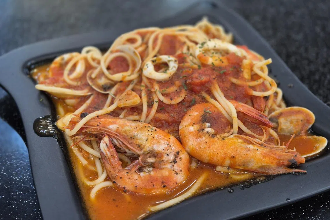 海鲜意大利面的红酱，带有番茄天然的鲜酸。（陈爱薇摄）