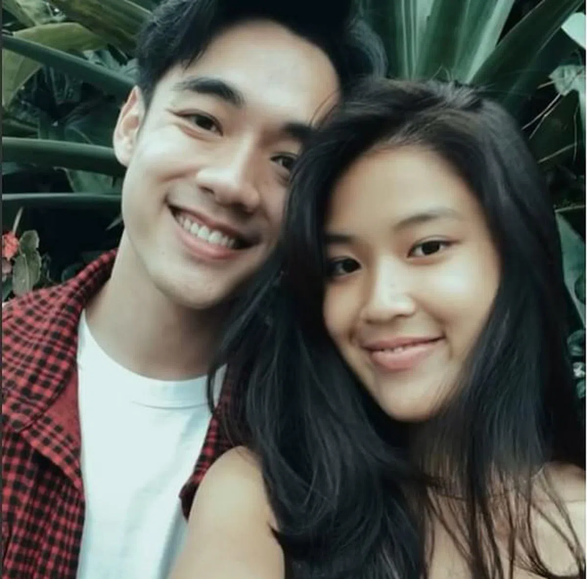 崇喆（左）和陈一心志趣相投，默契很好。（取自IG）