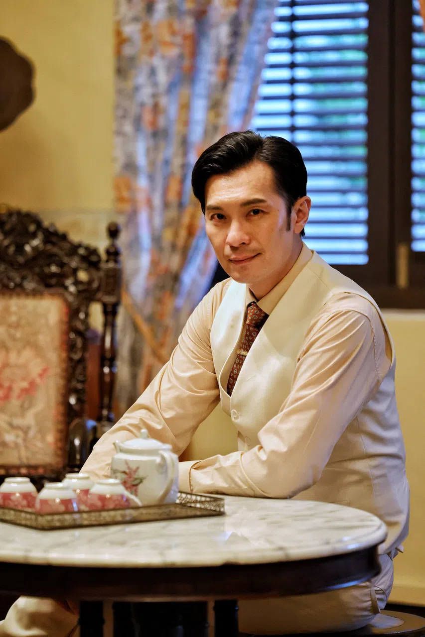 陈泓宇在新传媒重头剧《小娘惹之翡翠山》饰演郑惠玉的儿子。（档案照）