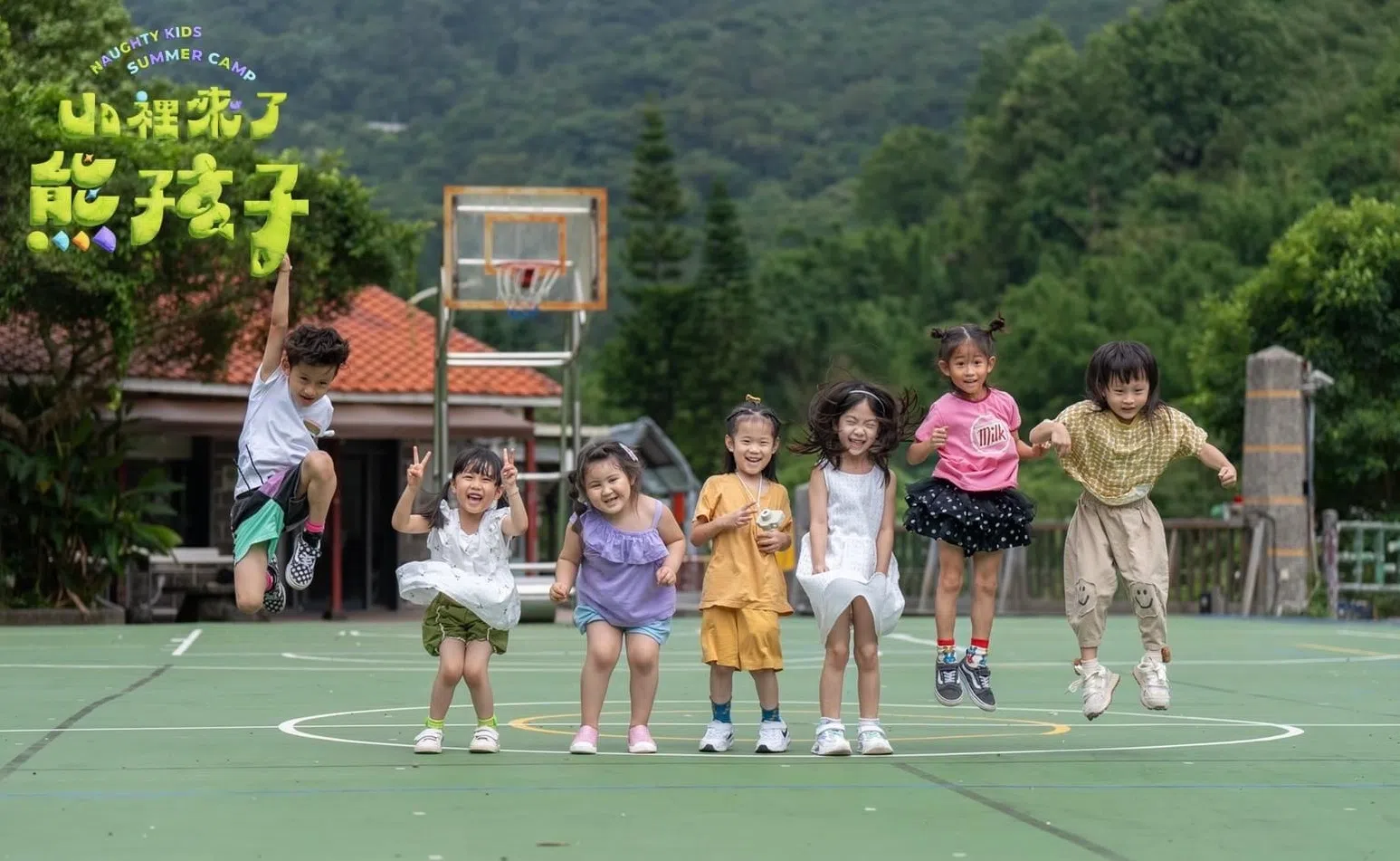参与节目的“小熊”哈甲（左起）、红豆、菈菈、江硕、小桃、米菲和圈圈的个性各不相同。（互联网）