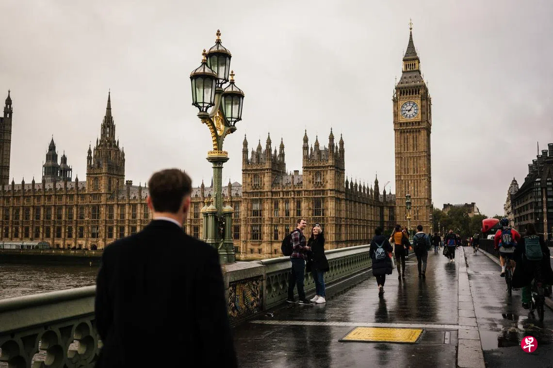 英国数百名警察因不当行为包括性犯罪被开除| 联合早报