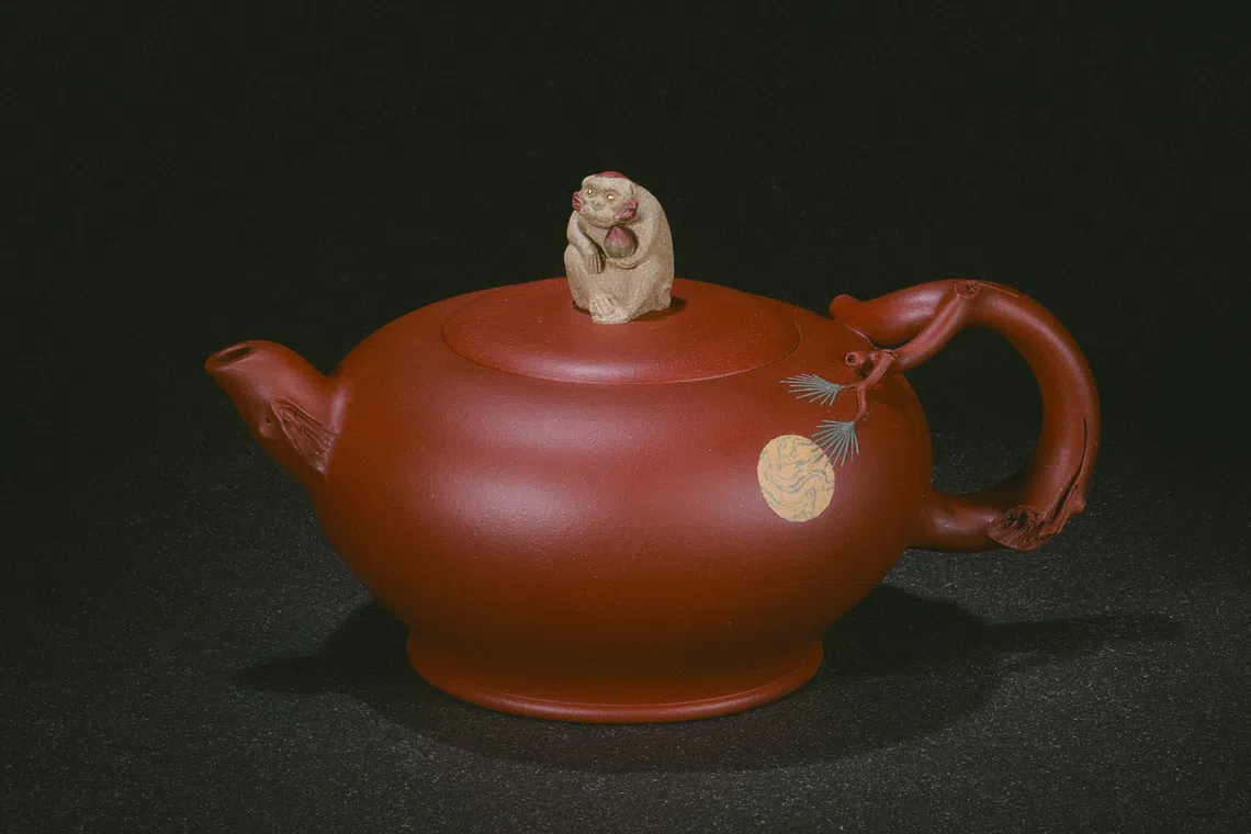 吕俊杰紫砂壶作品《美意延年》。（主办方提供）