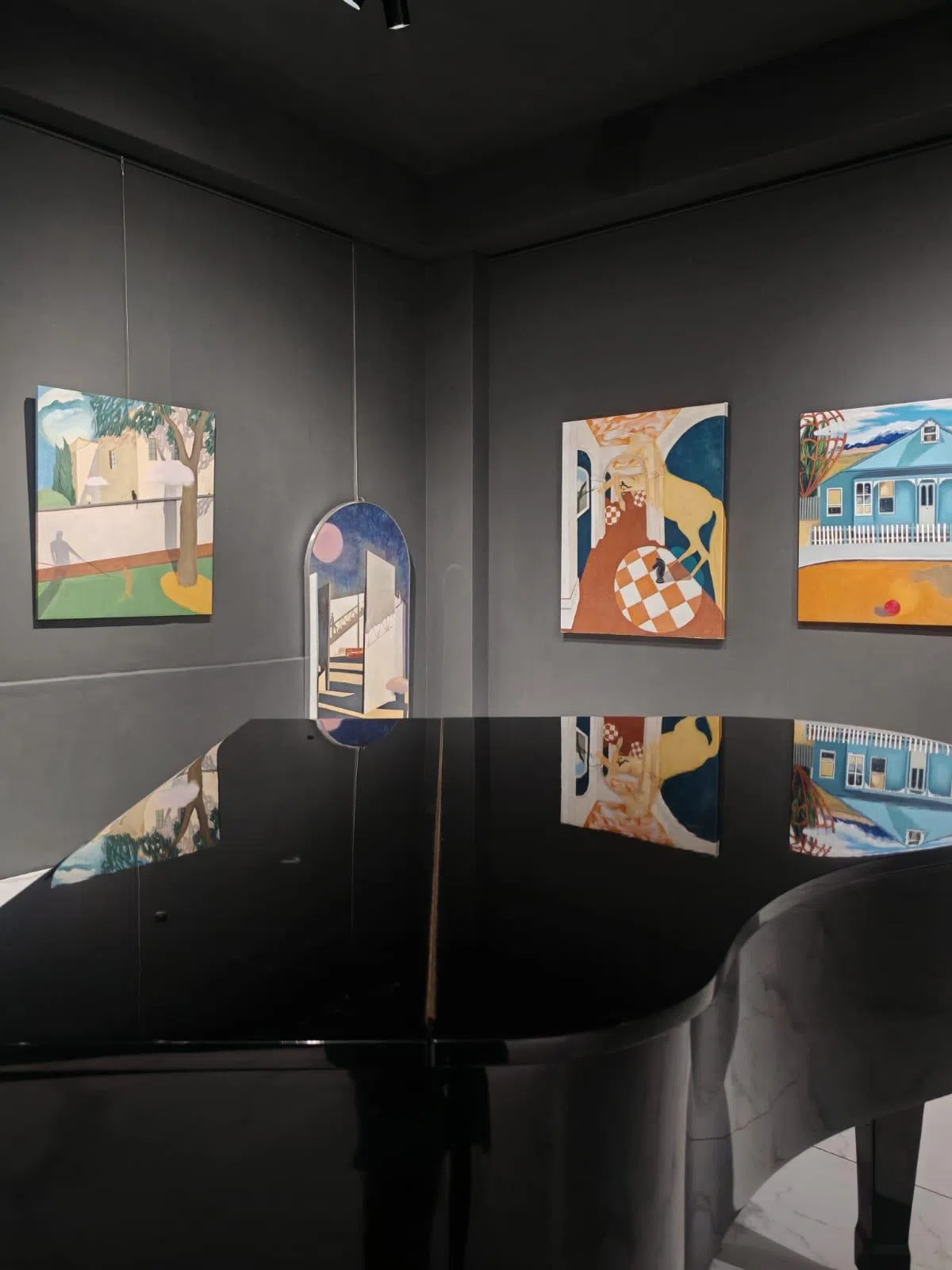 黄丽娴在55艺术空间举办自己在新加坡的首次个展。（黄丽娴提供）