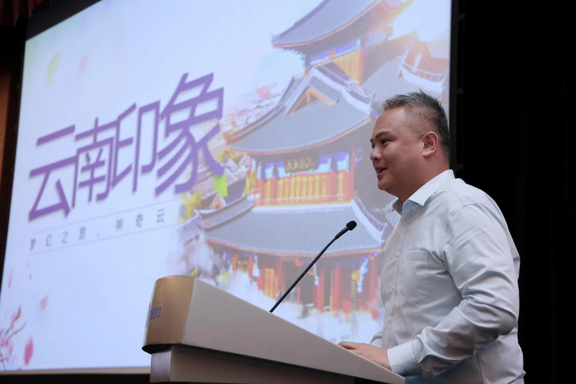 云南女婿林建松说，到云南，可以体验一趟文化与艺术之旅。（梁麒麟摄）