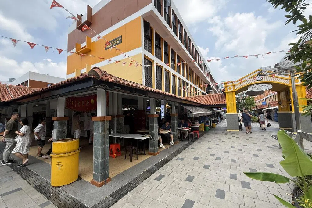 大巴窑中心角头咖啡店求售 要价1600万元