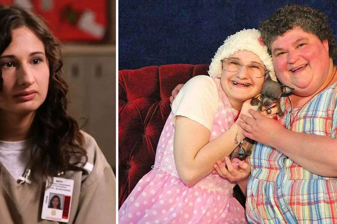 吉普赛萝丝（左图）因杀母而被判入狱10年。右图是她和母亲（右）的合照。（互联网）