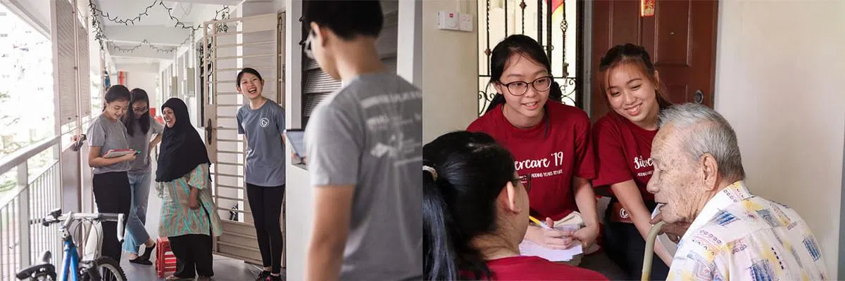 圣路加医院与国大医学系、护理系和药剂系学生，通过Project Silvercare计划为身体虚弱的老年人提供健康评估等援助。图为疫情前学生做家访的画面。（受访者提供） 
