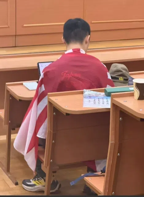 披旭日旗上课 南京警方接到数百起市民举报