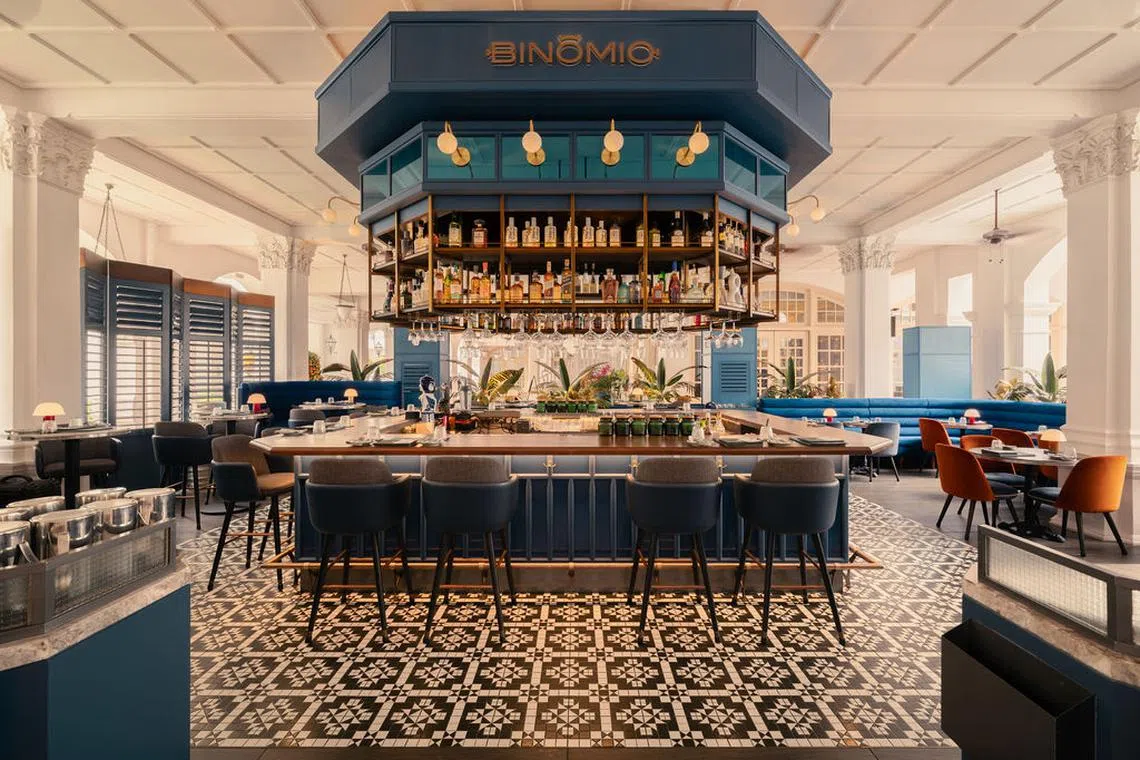 西班牙餐馆Binomio搬迁到莱佛士酒店，并设户外酒吧。（餐馆提供）